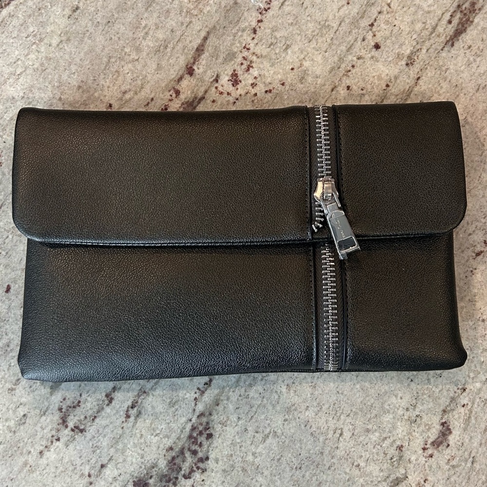 SIMPLY NOELLE Black Crossbody Shoulder Bag Purse Silver Zipper Accent